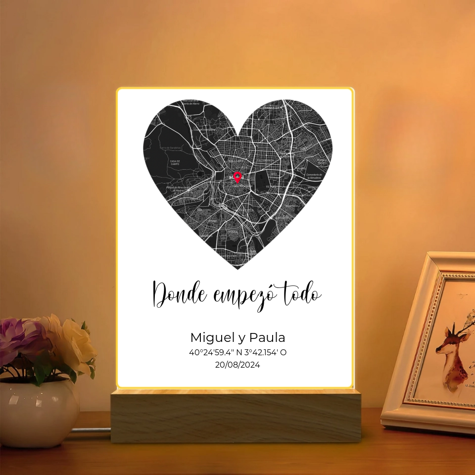 Lámpara Mapa Personalizada - Celebra Tu Historia de Amor