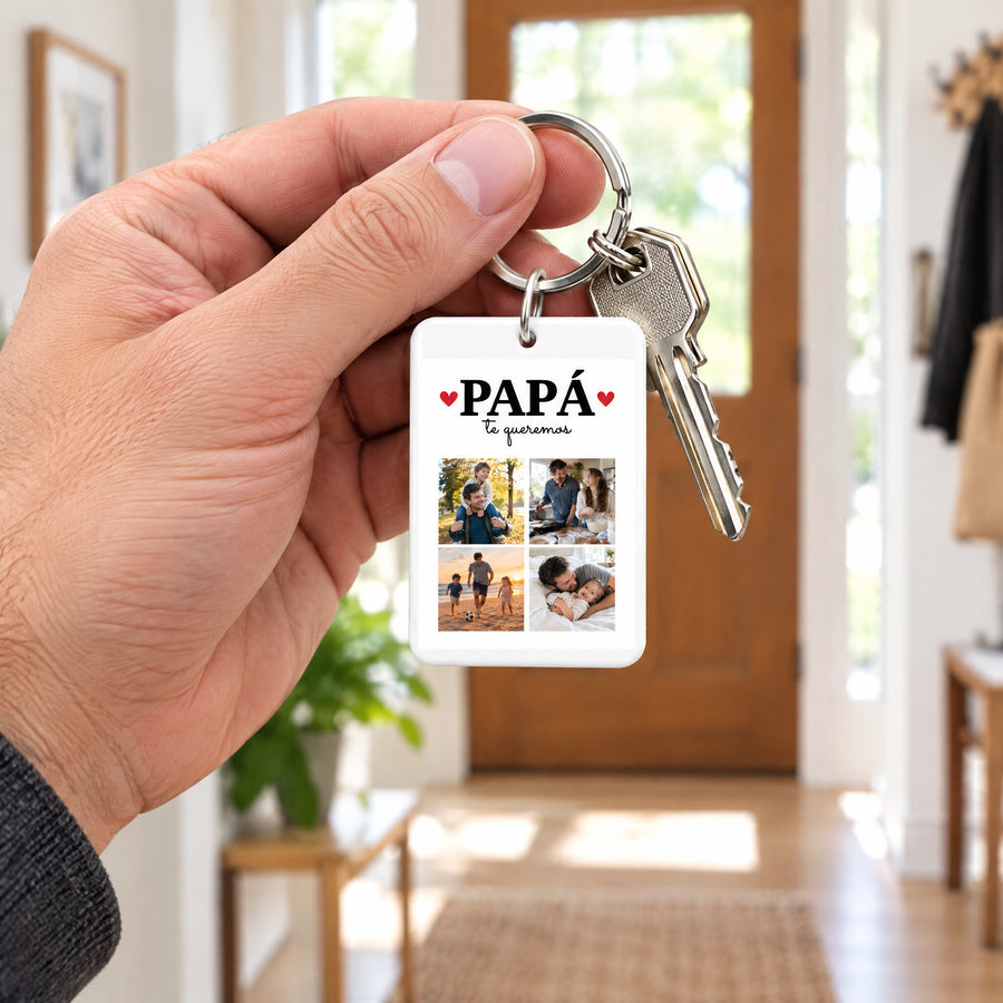 Llavero personalizado para papá con cuatro fotos en la mano